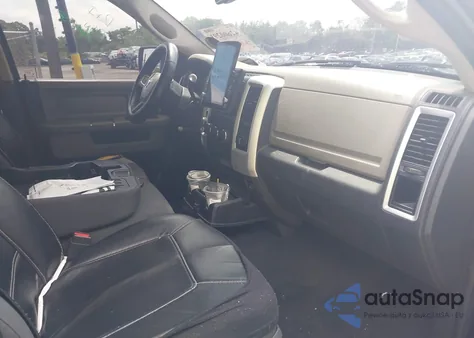 2010 Dodge Ram 1500 Slt/Sport/Trx из США, поврежденный, VIN 1D7RV1GT1AS144022